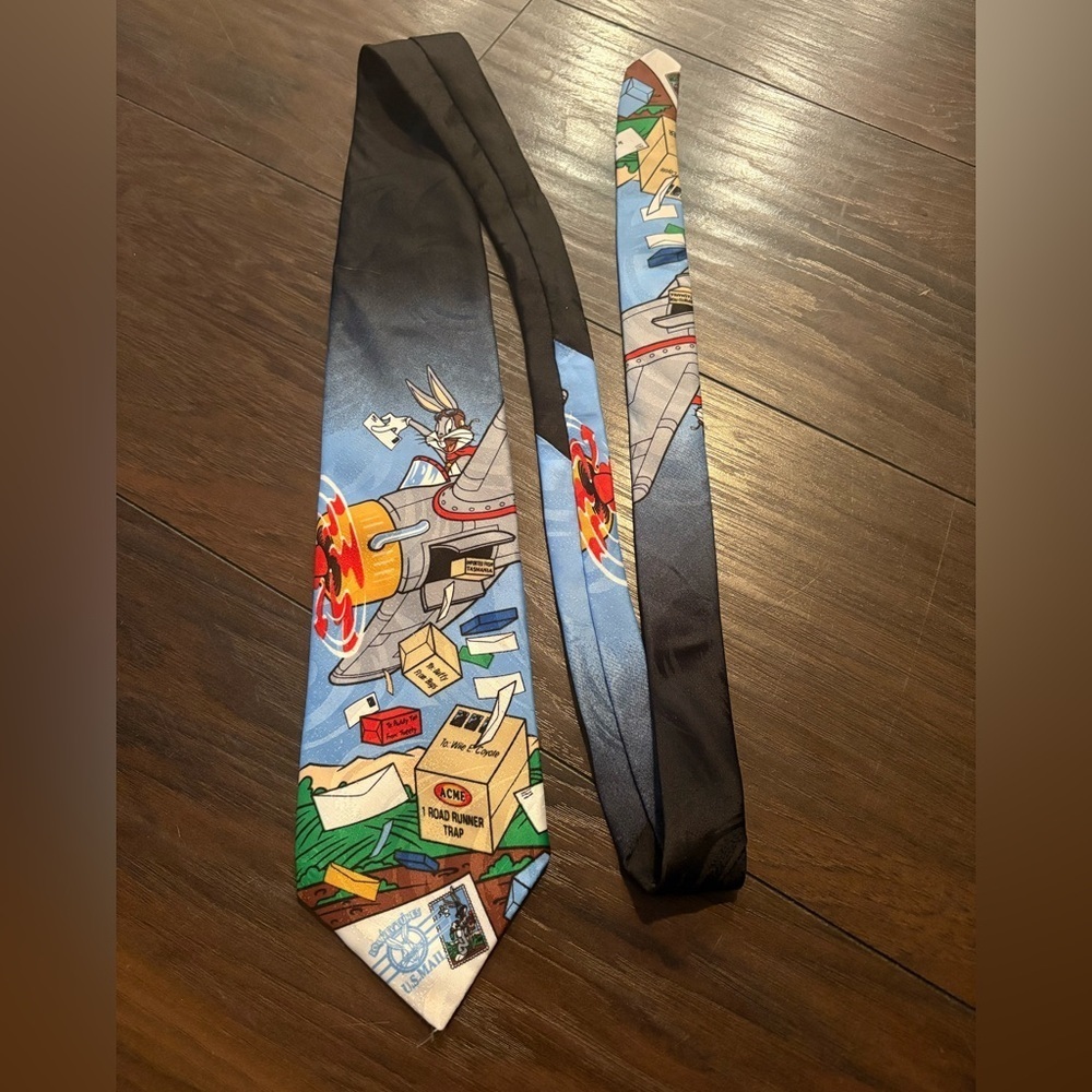 Vintage 1997 Looney Tunes Stamp Collection Bugs Bunny Neck Tie Airplane Mail